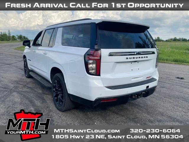 2022 Chevrolet Suburban RST - Photo 6
