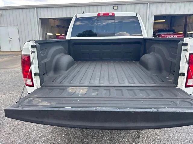 Used 2015 White RAM Lone Star image 21