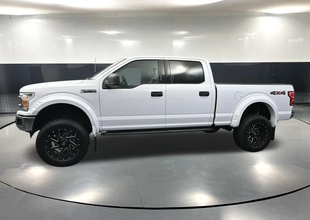 Used 2020 White Ford XLT image 10