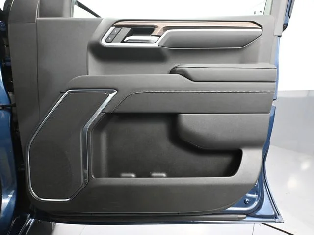 Used 2023 Blue Chevrolet RST image 50