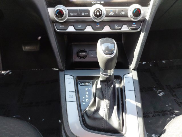 Used 2020 Phantom Black Hyundai Value Edition image 18