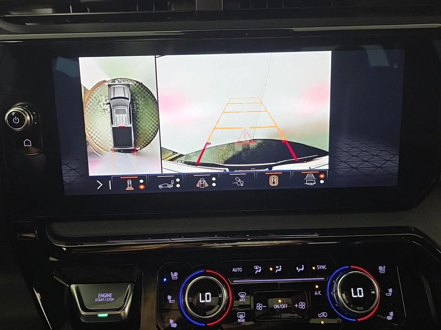 Used 2024 Summit White GMC AT4 image 4