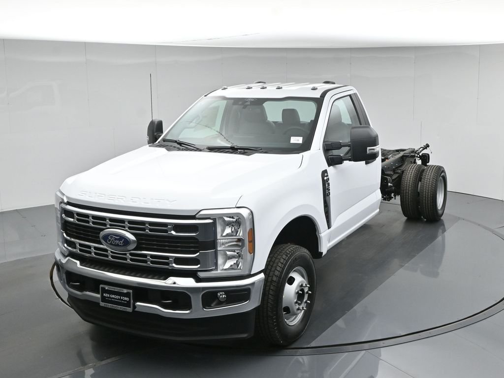 New 2026 Oxford White Ford XL image 30