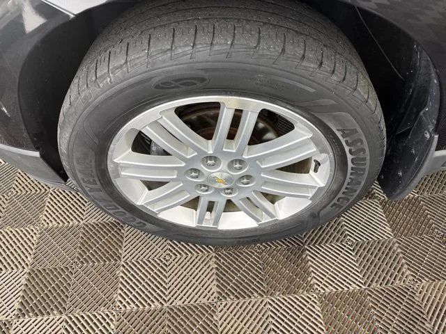 Used 2015 Black Chevrolet LT image 30