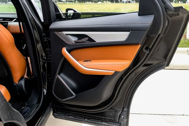 2026 Jaguar F-Pace R-Dynamic S - Photo 58