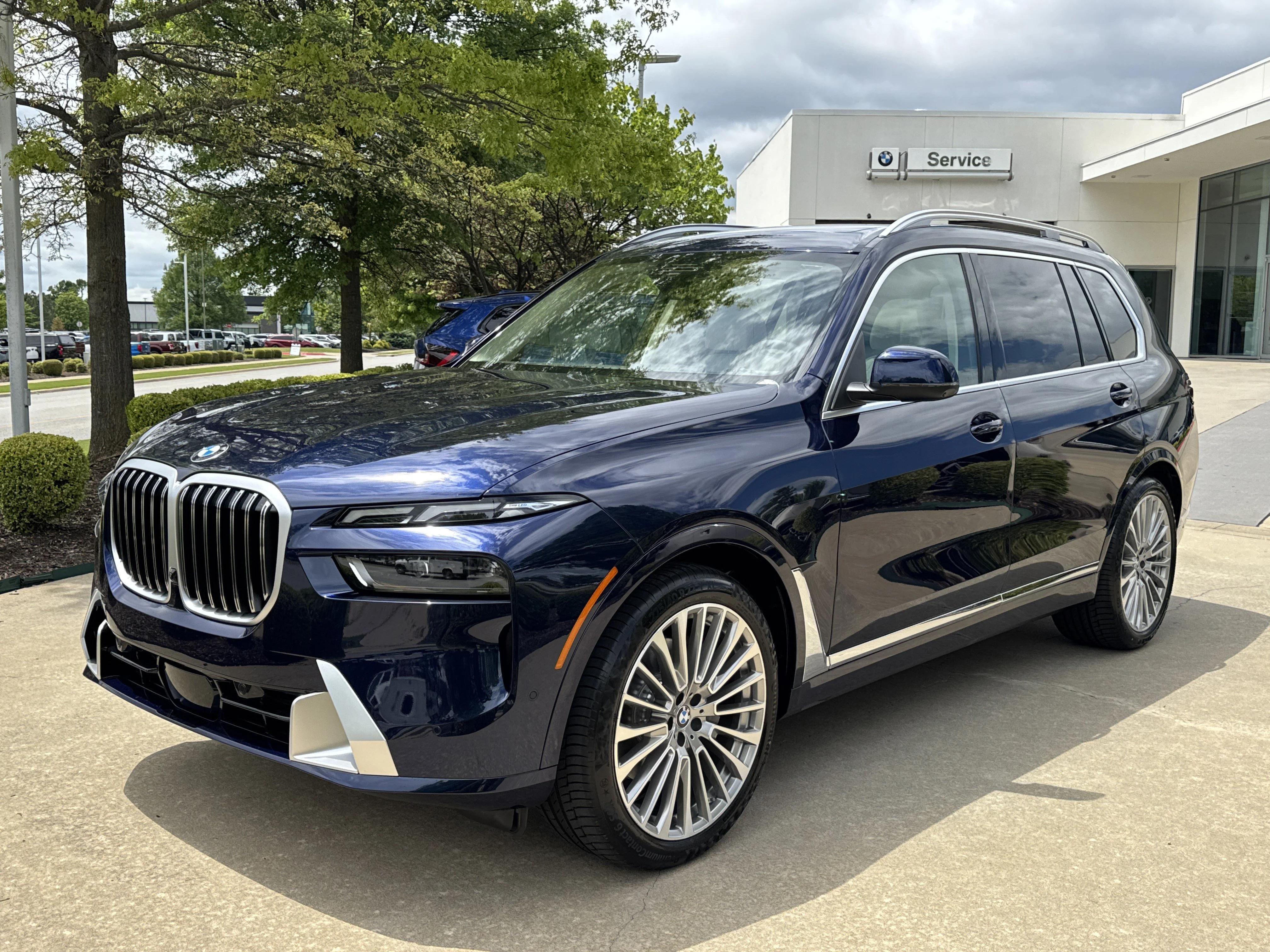 2027 BMW X7 xDrive40i's photo