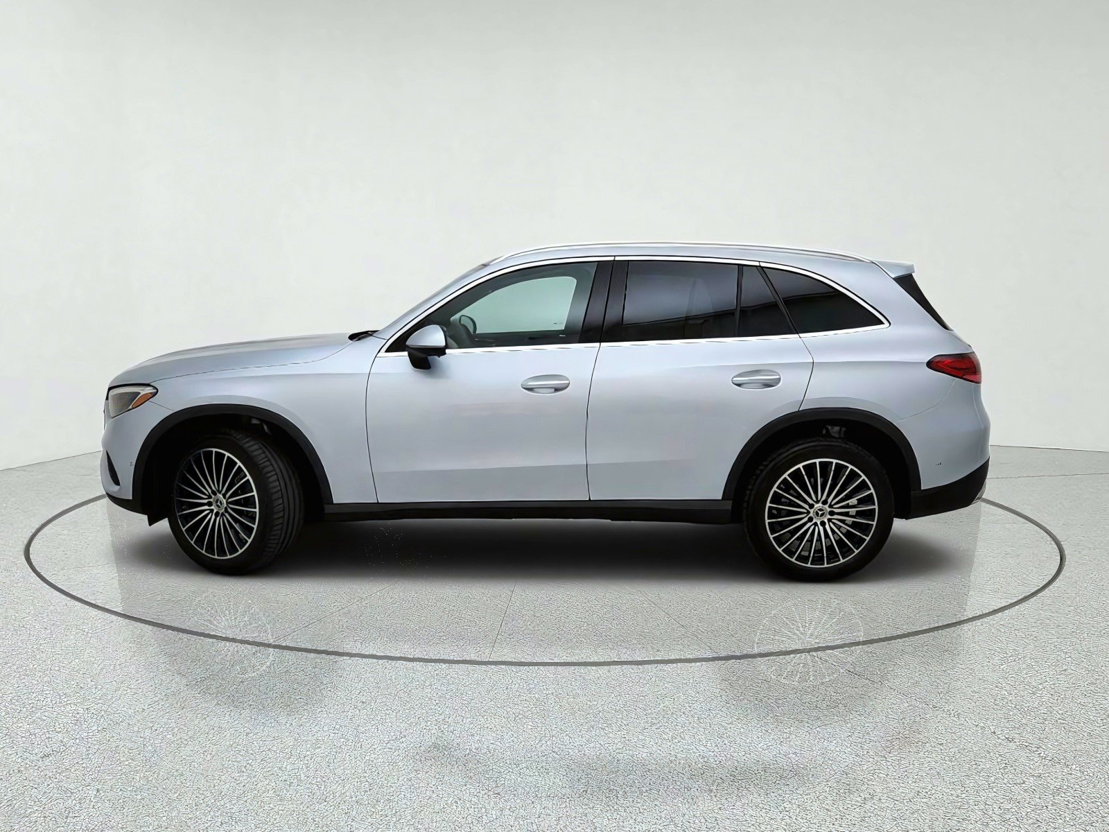 Certified Used 2026 Cirrus Silver Metallic Mercedes-Benz GLC 300 image 14