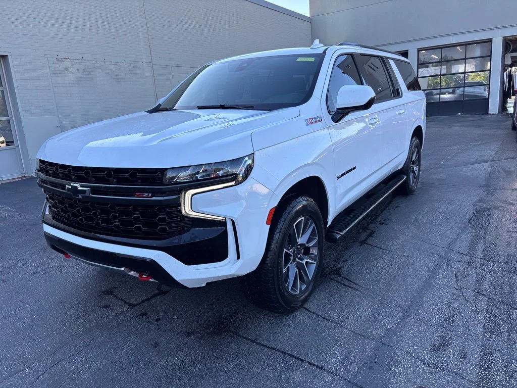 Used 2021 Summit White Chevrolet Z71 image 7