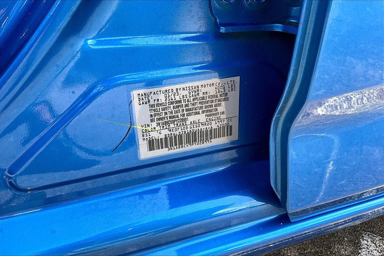 Used 2023 Electric Blue Metallic Nissan SV image 34