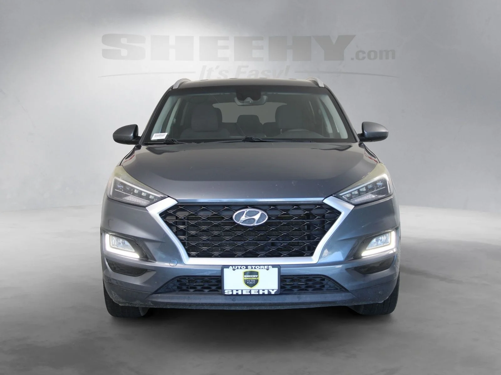 Used 2019 Gray Hyundai Sport image 17