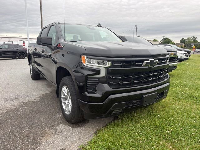 2023 Chevrolet Silverado 1500 RST 4X4 Crew Cab Short Box's photo