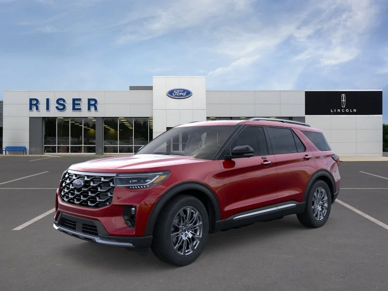 2026 Ford Explorer Platinum's photo