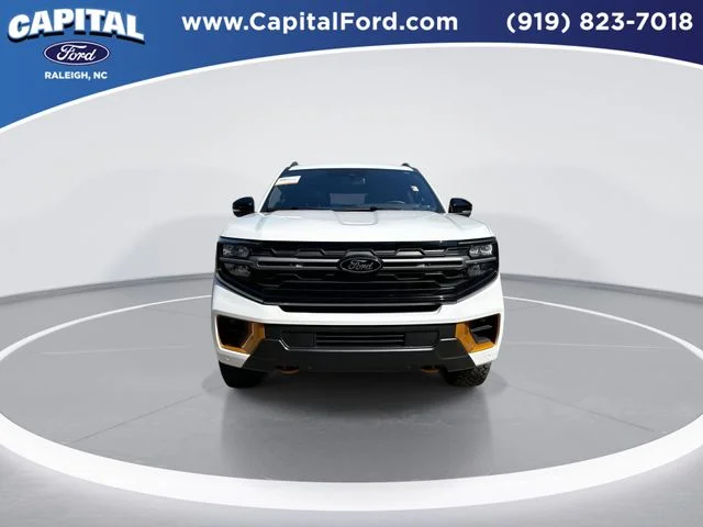 Used 2025 White Ford Tremor image 3
