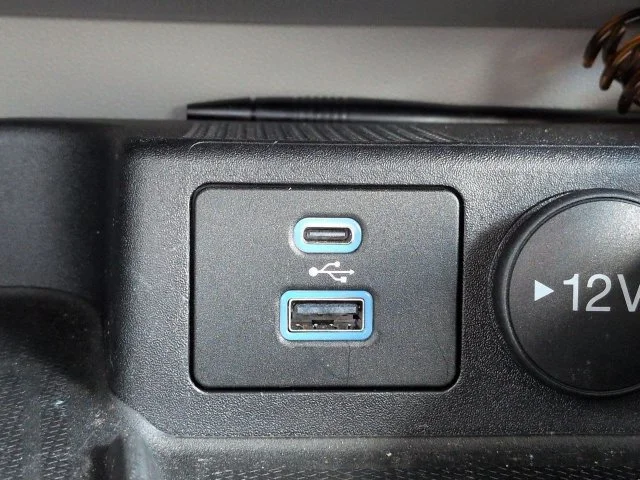 Certified Used 2023 Vapor Blue Ford Platinum image 23