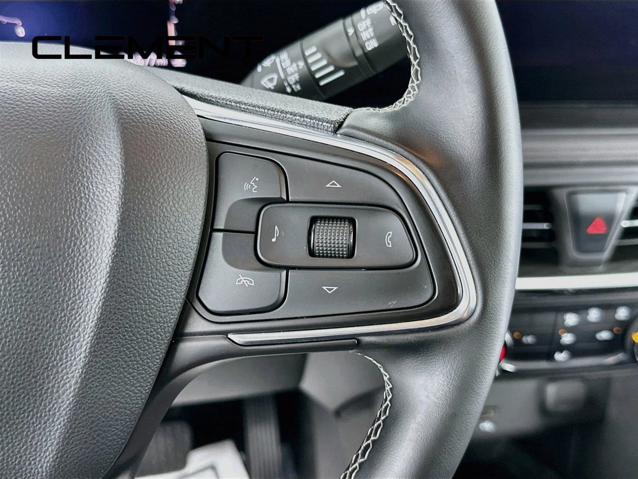 2025 Buick Encore GX Preferred - Photo 17
