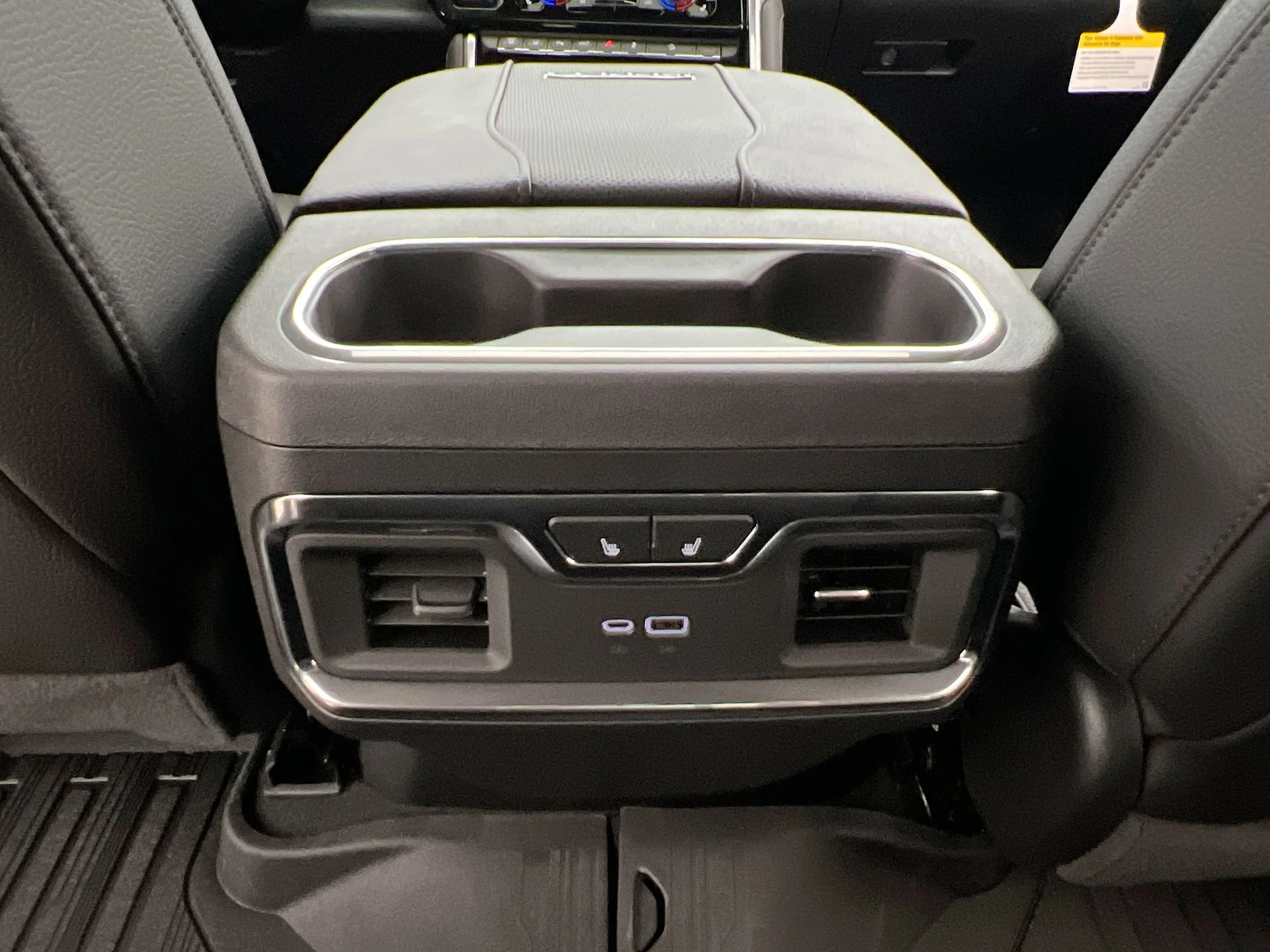 2026 GMC Sierra 2500HD Denali - Photo 79
