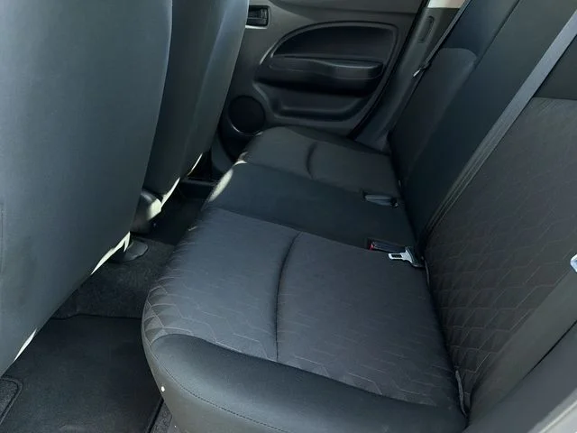 Used 2024  Mitsubishi ES image 17