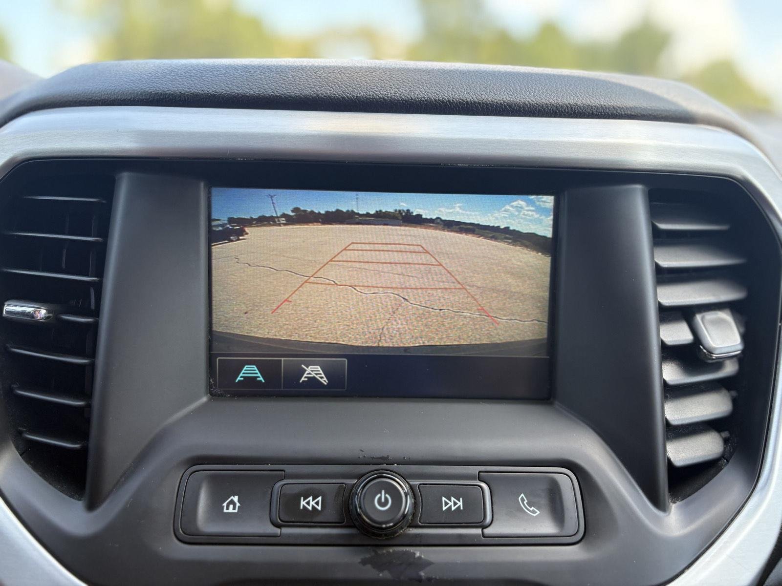 Used 2019 Pepperdust Metallic GMC SLE image 6