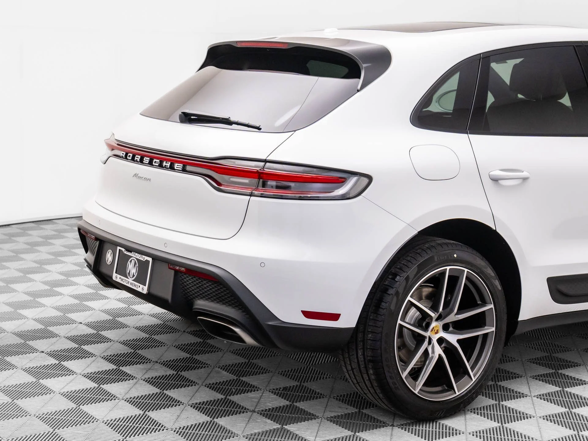 New 2026 White Porsche  image 34