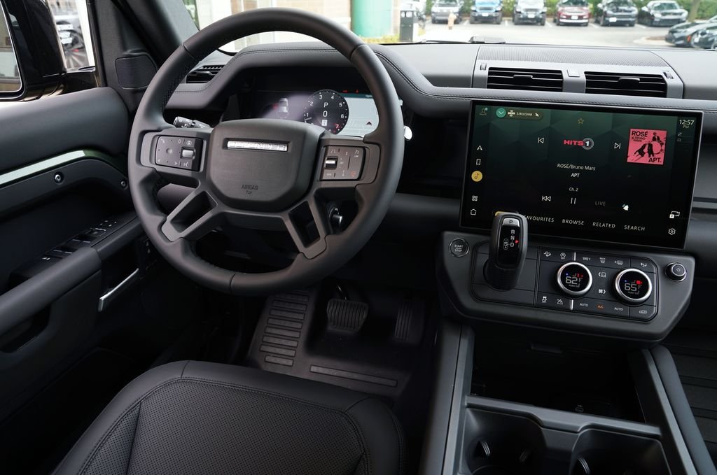 New 2026 Woolstone Green Land Rover S image 15