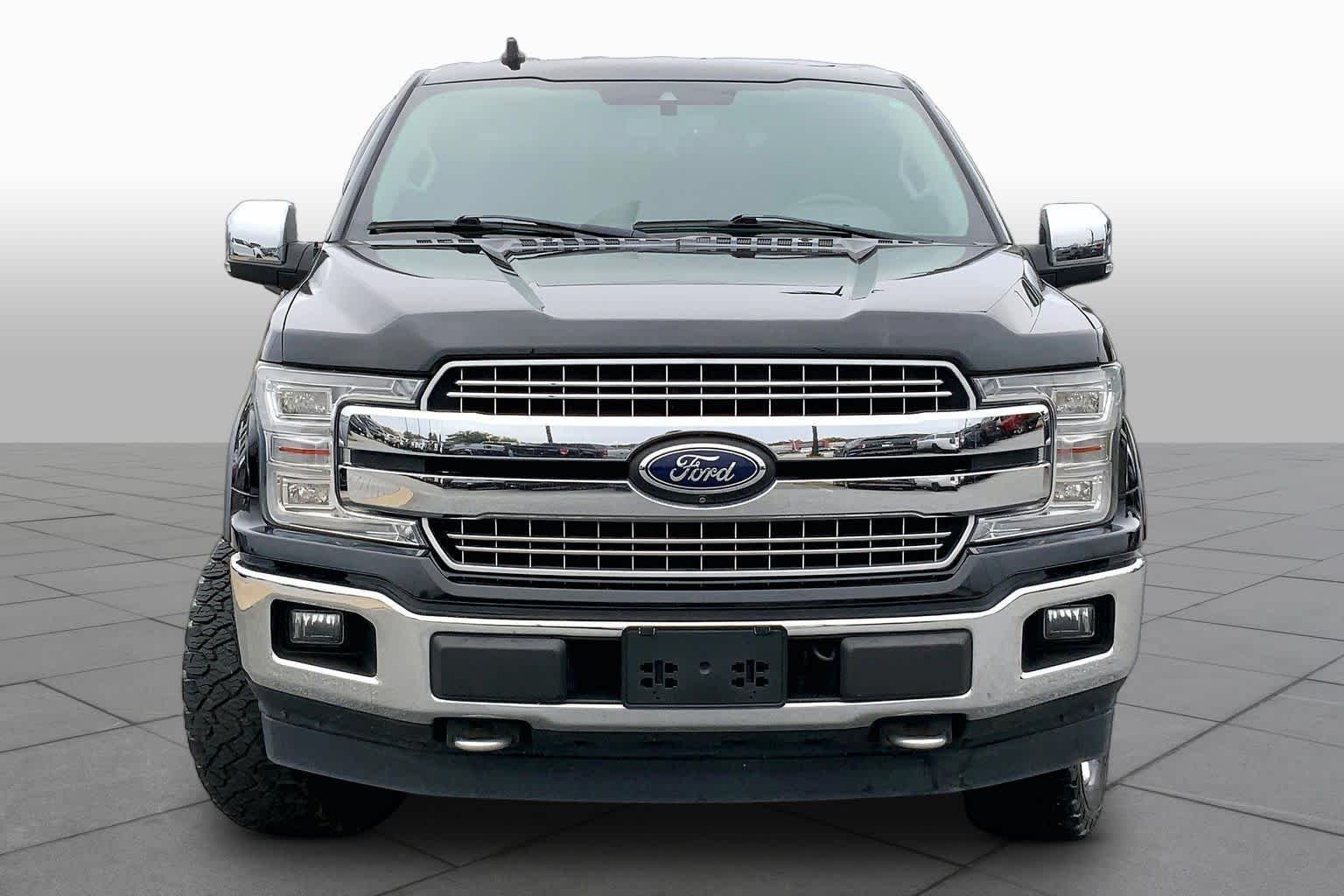 Used 2019 Agate Black Metallic Ford LARIAT image 4