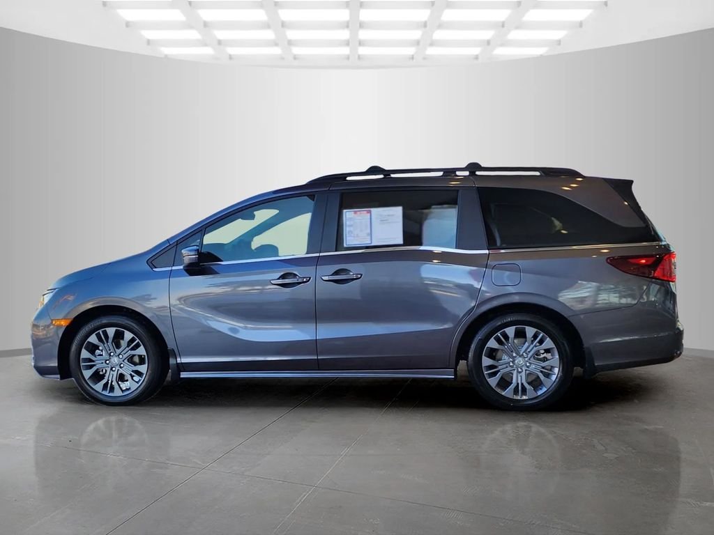 2026 Honda Odyssey Touring - Photo 8