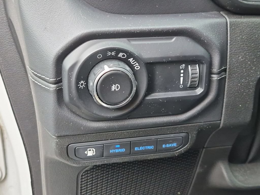 Used 2024 White Jeep Sahara 4xe image 11