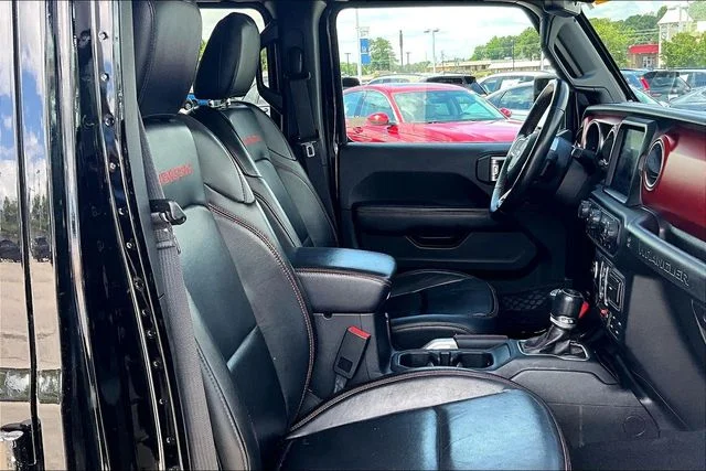 Used 2018 Black Jeep Unlimited Rubicon image 28