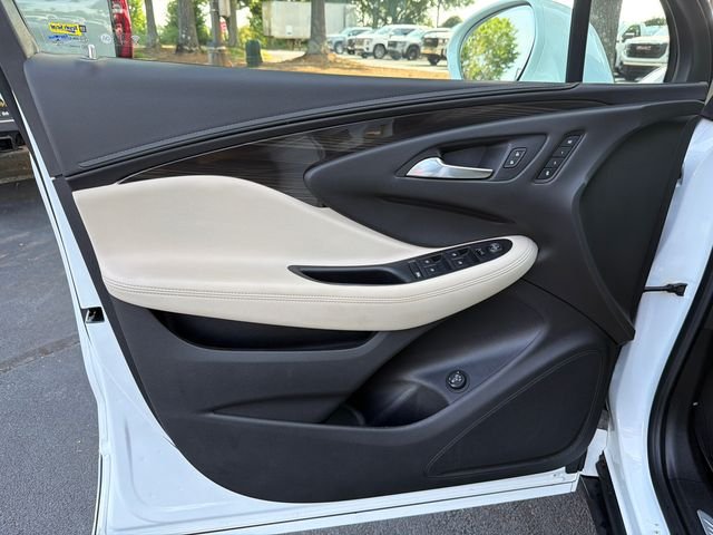 Used 2020 White Buick Essence image 10