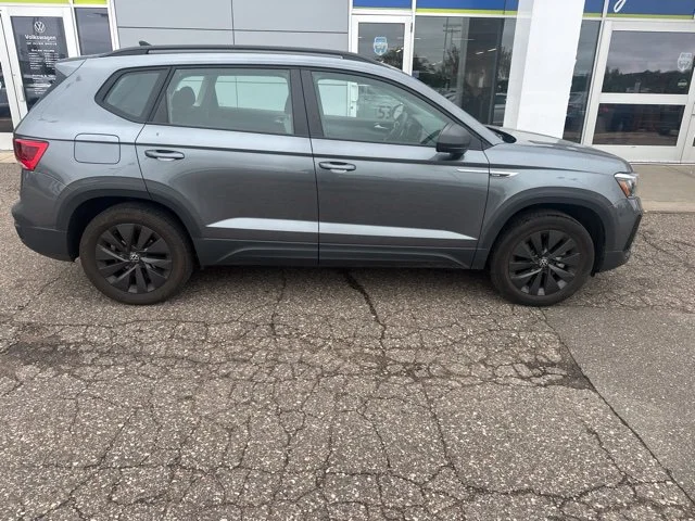 Certified Used 2022 Gray Volkswagen 1.5T S image 2