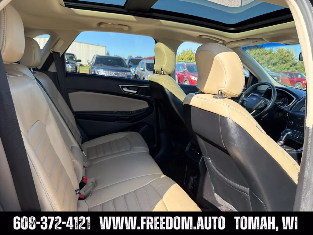 Used 2016 Black Ford SEL image 31