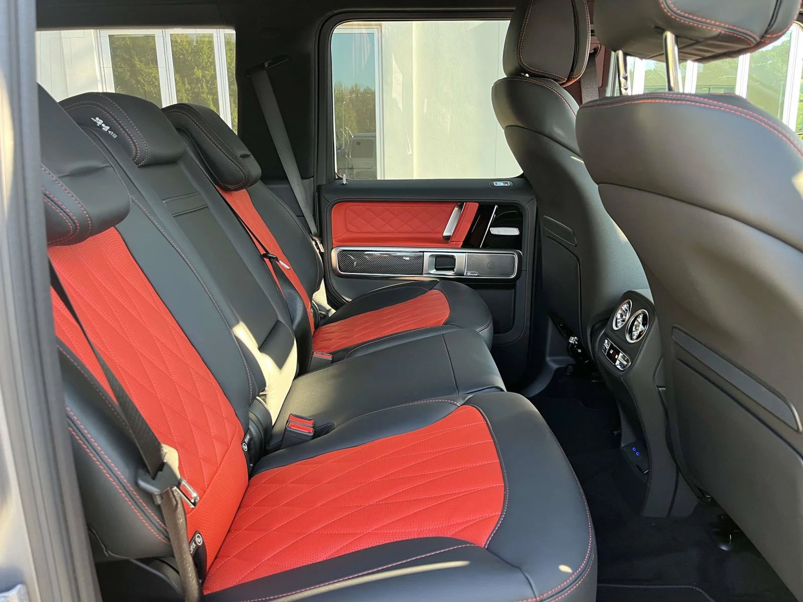New 2027 MANUFAKTUR Platinum magno Mercedes-Benz AMG® G 63 SUV image 45