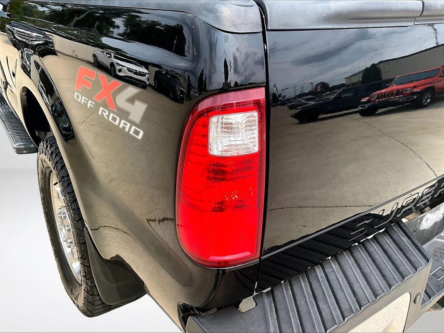 Used 2010 Black Ford Lariat image 28