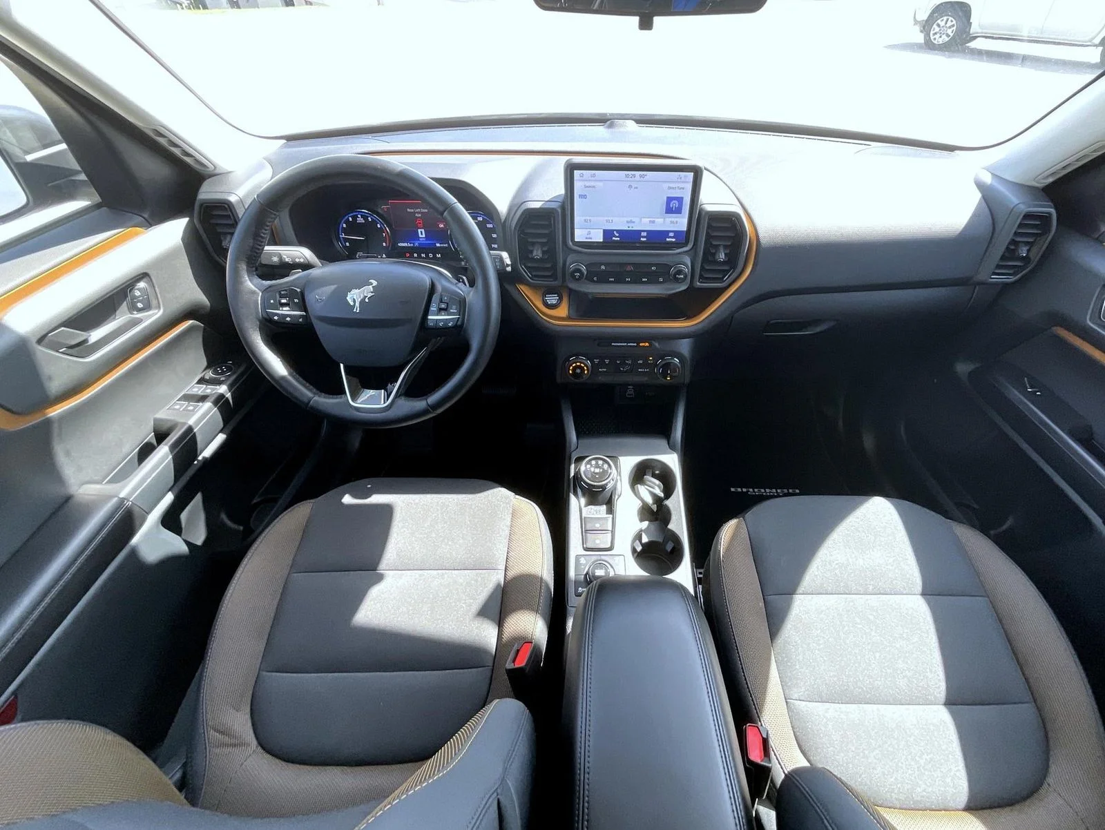 Used 2023 White Ford Badlands image 15
