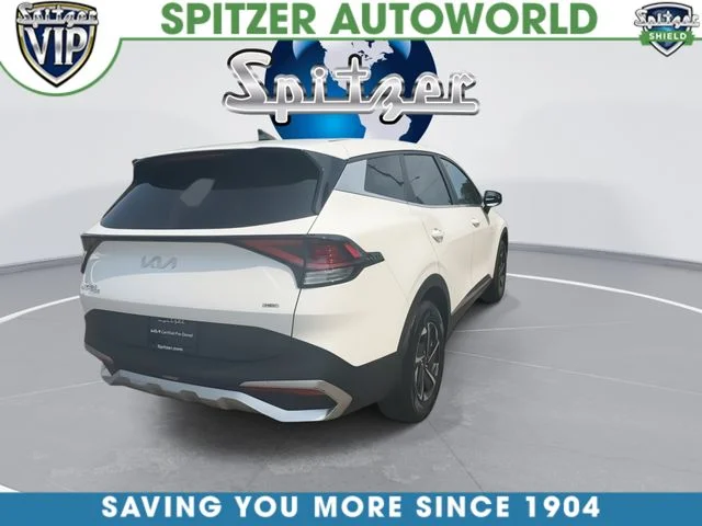 Used 2023 White Kia LX image 8
