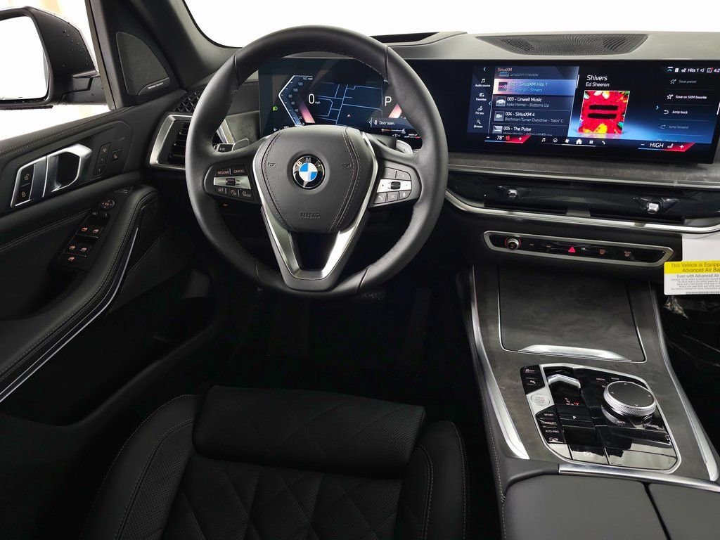 Used 2026 Black Sapphire Metallic BMW xDrive40i image 14
