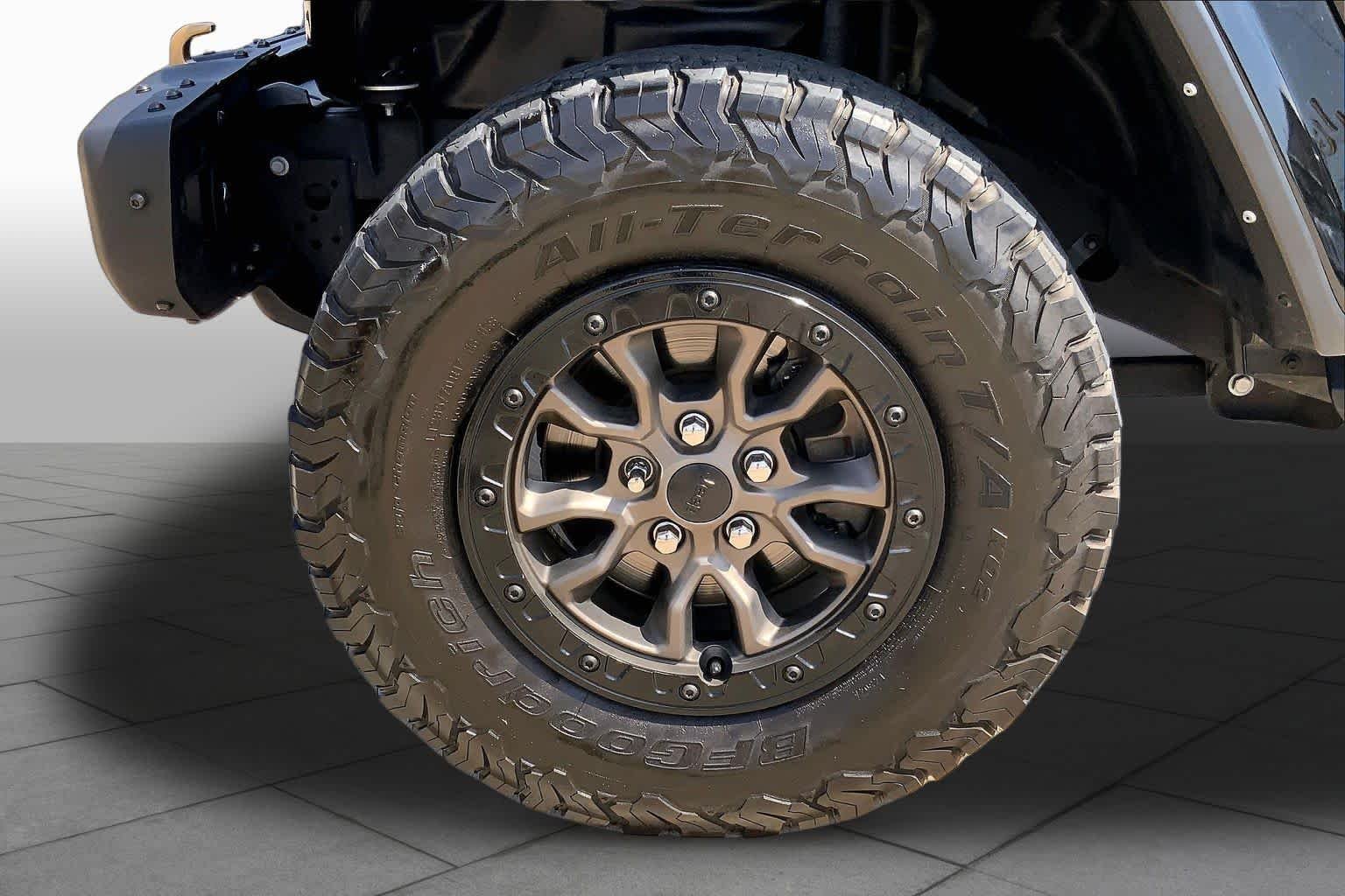 Certified Used 2023 Black Clearcoat Jeep Rubicon 392 image 16