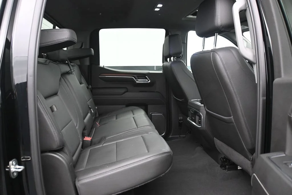 Used 2024 Onyx Black GMC Denali image 14