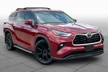 Used 2022 Ruby Flare Pearl Toyota LE image 3