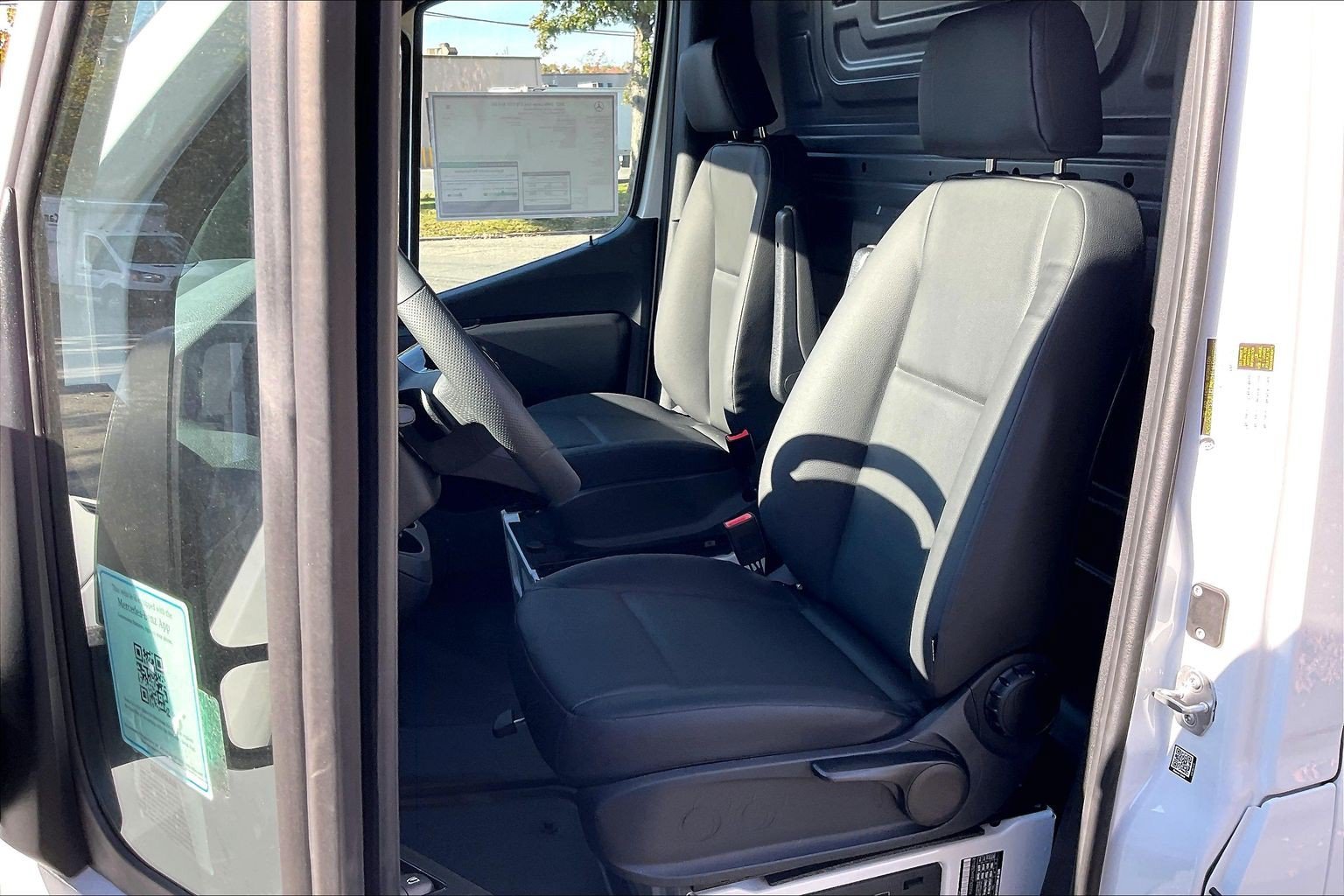 New 2027 Arctic White Mercedes-Benz Cargo 170 WB image 22