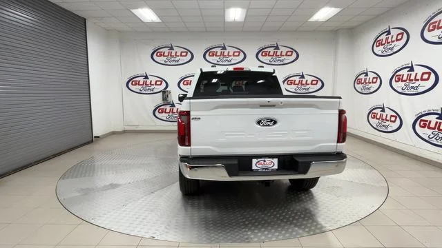New 2026 Oxford White Ford Lariat image 11