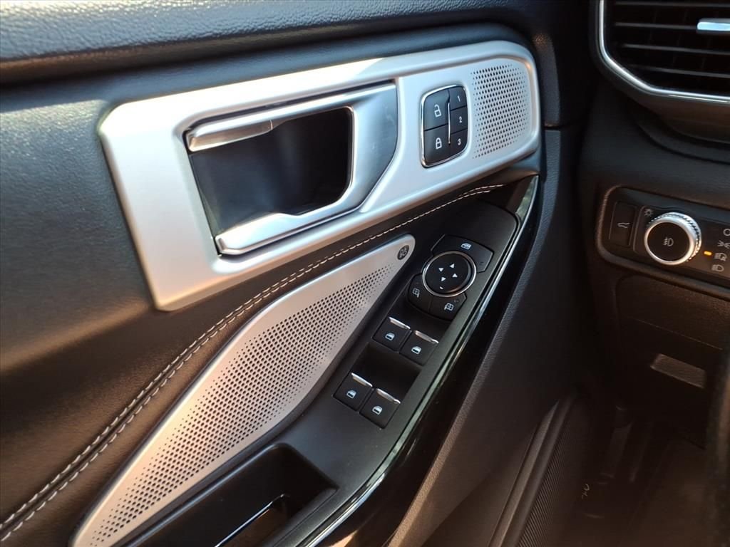 Used 2022 Blue Metallic Ford ST image 17