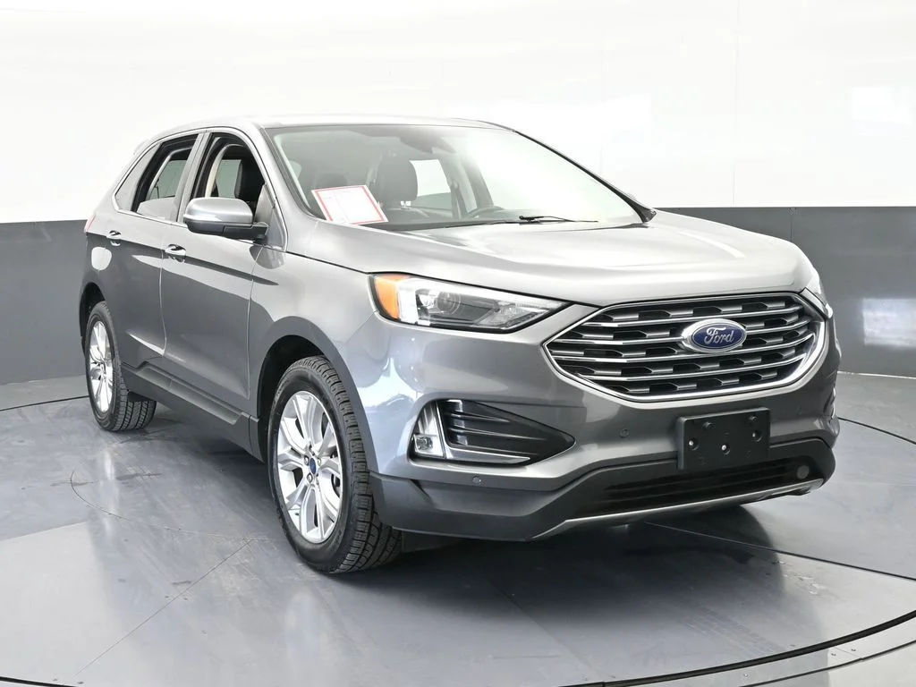 Used 2022 Gray Metallic Ford Titanium image 9