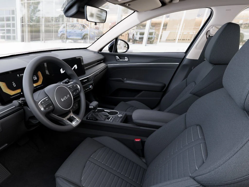 New 2026 Aurora Black Pearl Kia LXS image 17