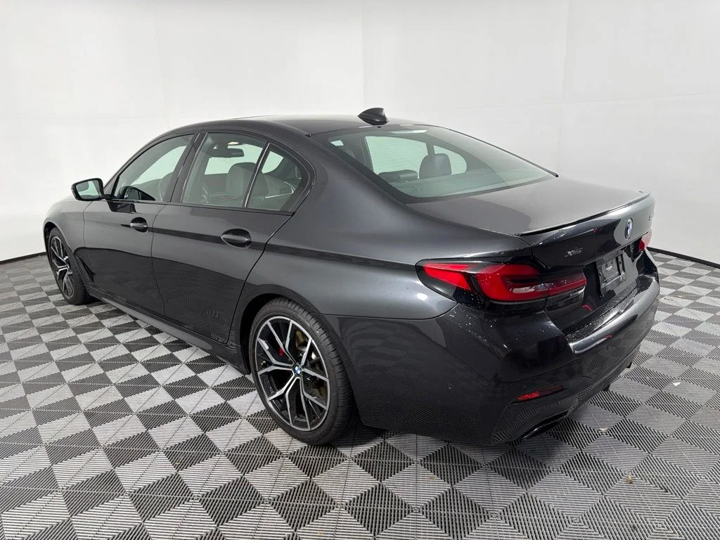 Certified Used 2023 Dark Graphite Metallic BMW 530i xDrive image 7