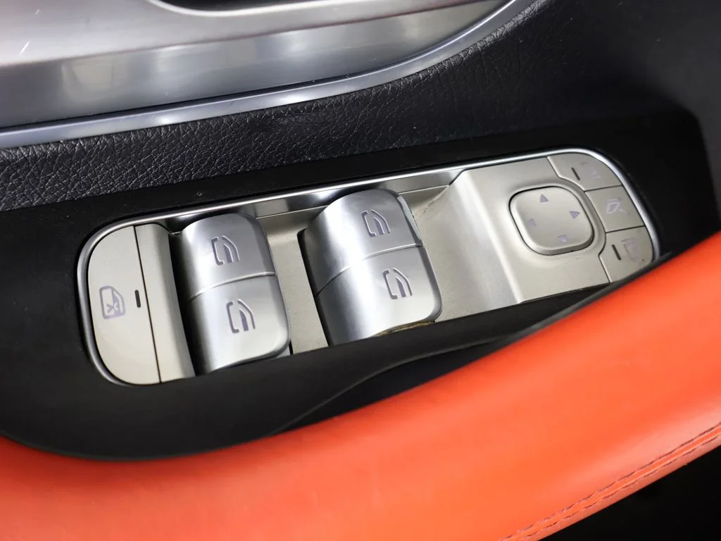 Used 2022 Polar White Mercedes-Benz GLE 53 AMG® image 41