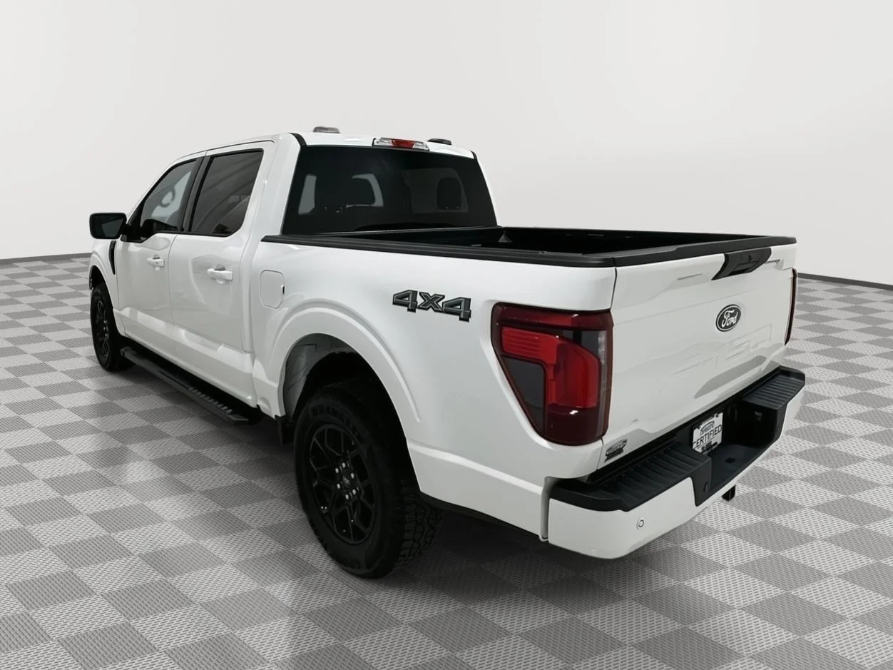 Used 2025 Oxford White Ford XLT image 3
