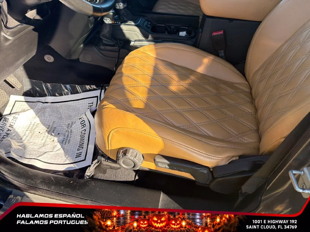 Used 2018  Jeep Sport S image 15