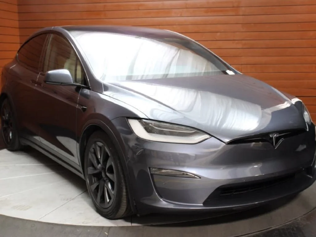 Used 2022  Tesla Base image 37