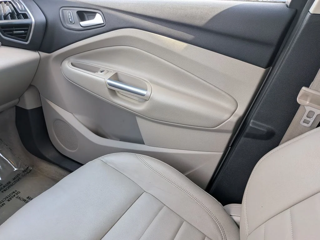 Used 2013 Black Ford SEL image 12